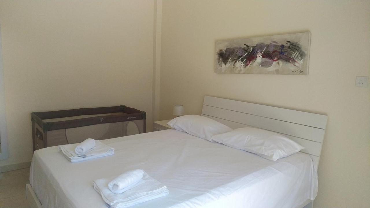 Appartamento Adalena Court Paralimni Esterno foto
